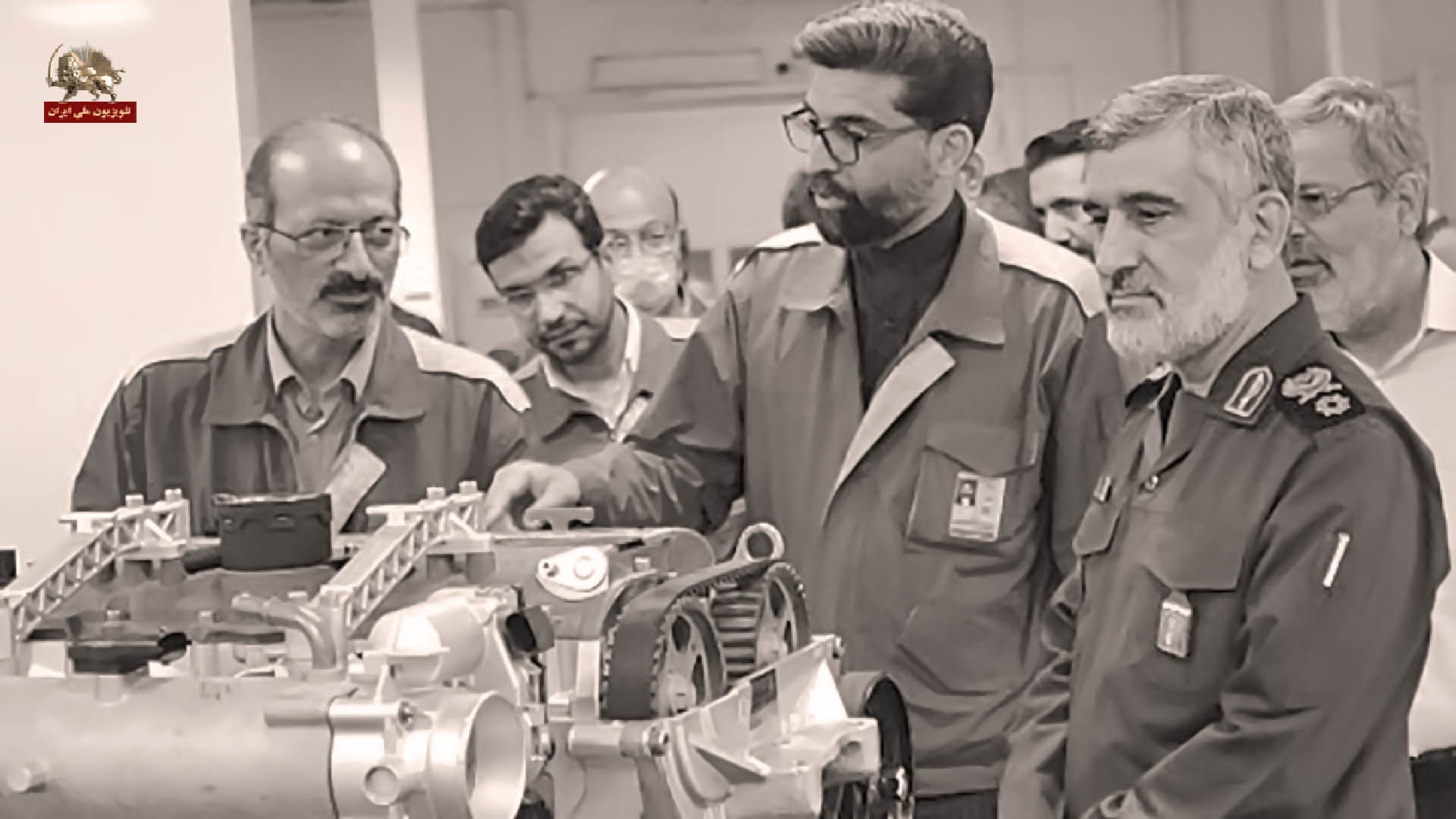 صنعت خودروسازی ایران در دست مافیای سپاه - ۲